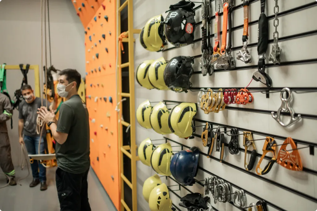 COMISSÃO INTERNA DE PREVENÇÃO DE ACIDENTES - CIPA